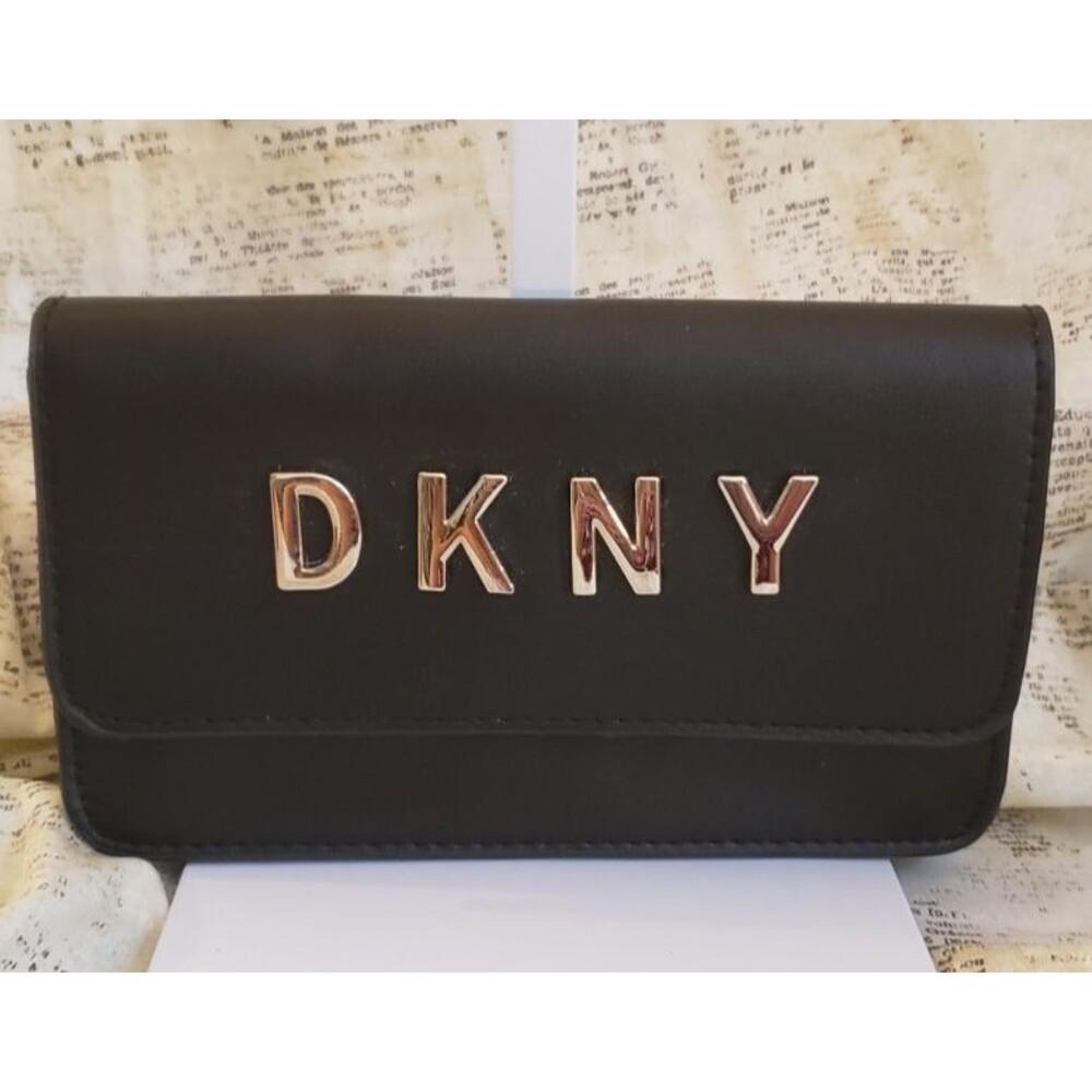 Y2K, Minimal, 80s - Preowned - DKNY Faux Black Leather Belt Bag